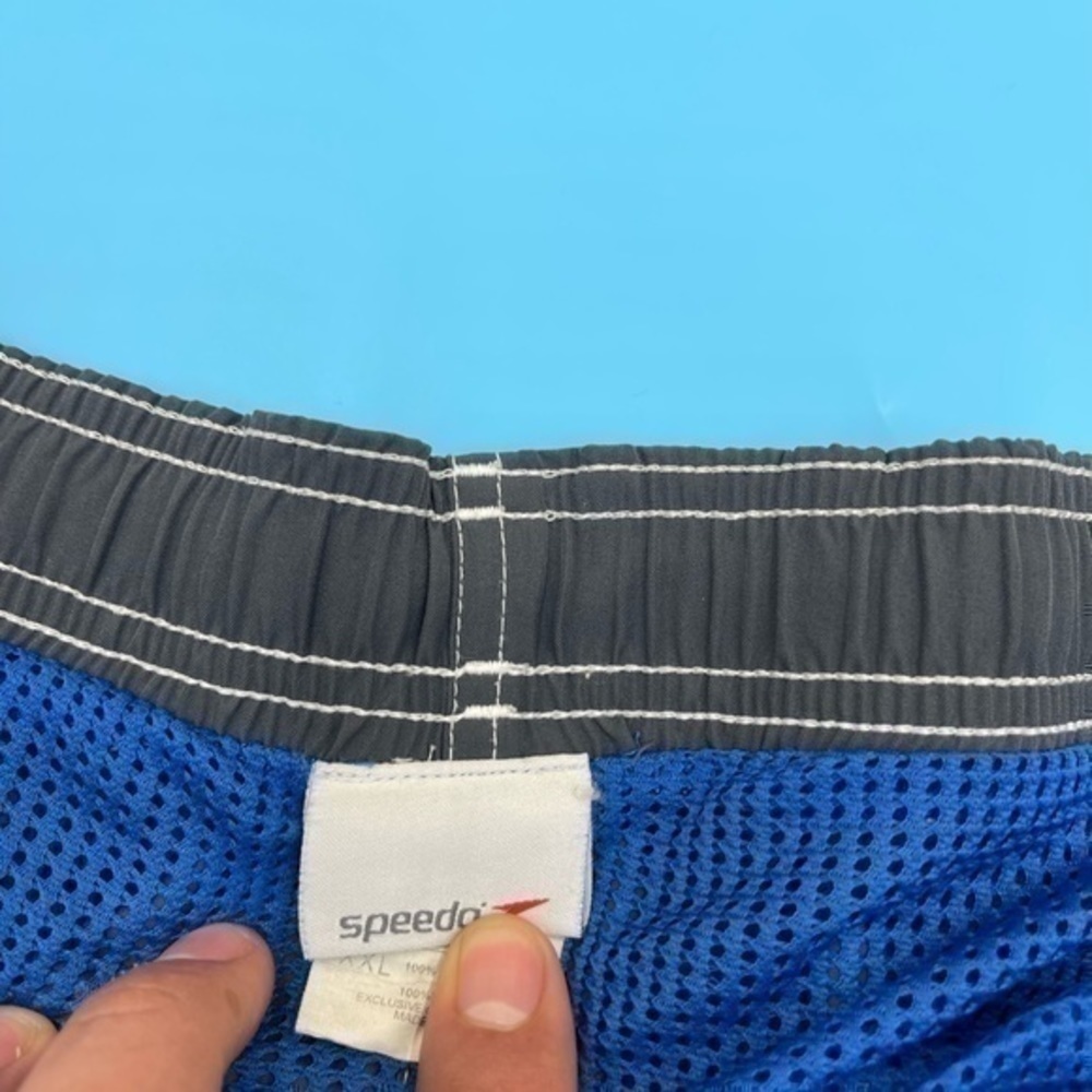 Speedo Board Shorts - Picture 3 of 3